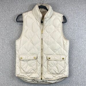 Woolrich quilted vest S duck down cream preppy neutral gorpcore cozy warm